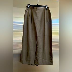 Paul Stanley 100% wool mid length skirt in khaki